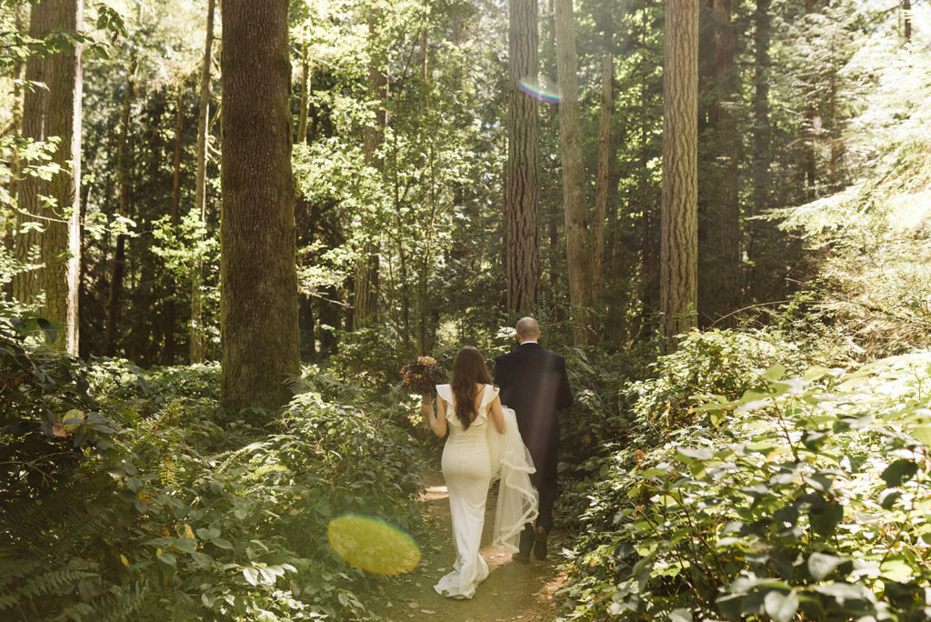 where to get married in oregon